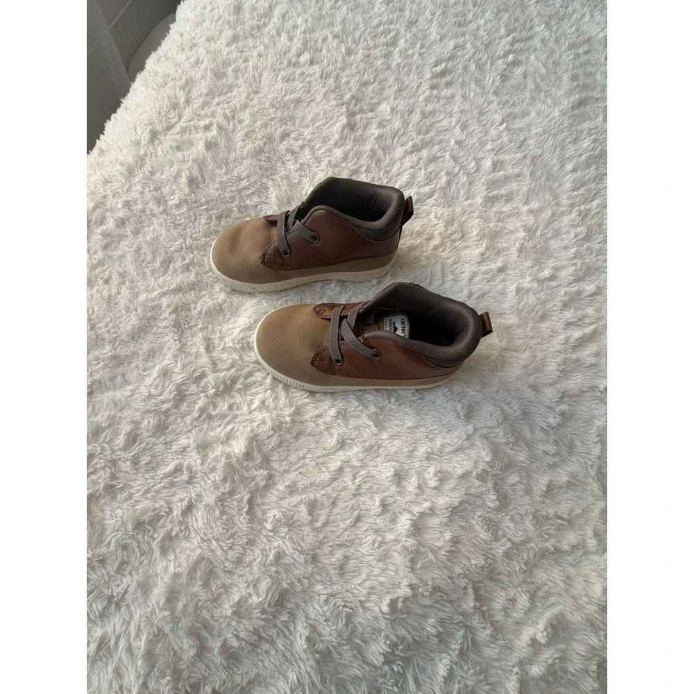 Carter's Adventure Toddler Boys High Top Sneakers Size 8